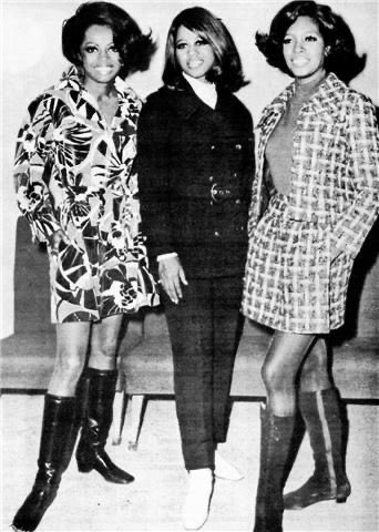 AngelWa33017557's tweet image. ✨ Beautiful #Foundational Black American Women of the 1960’s✨