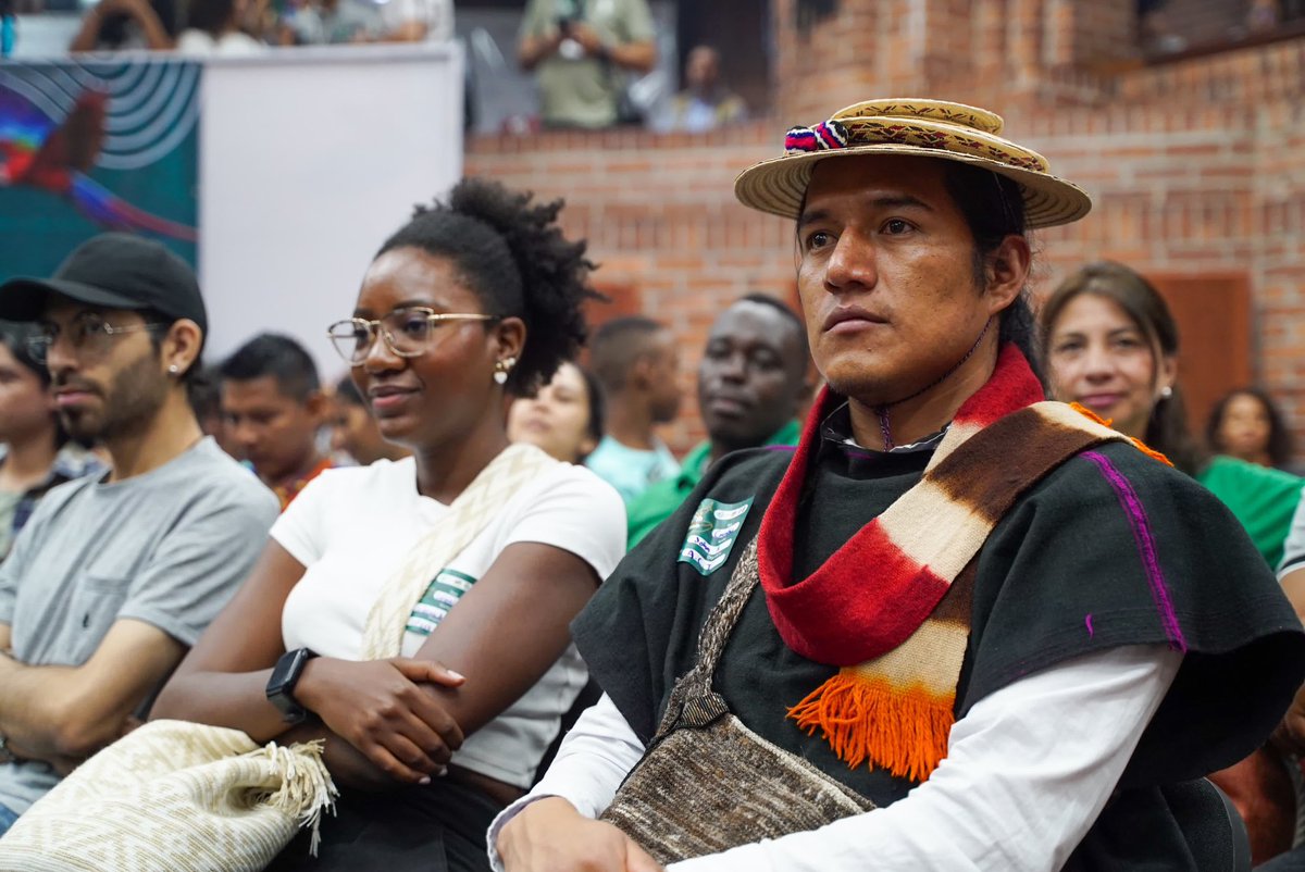 MinAmbienteCo's tweet photo. Este encuentro hace parte de la ruta de niñez y juventud de la @COP16Oficial que incluyó espacios de formación y participación, encuentros locales, programas auto gestionados, un encuentro local en Bogotá y una cumbre nacional. https://t.co/XUotHINF5v