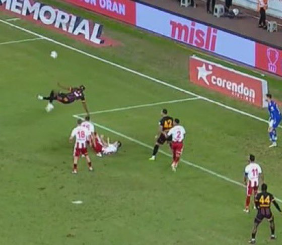 en adi orospucocuyum en nesyri ve dzeko şunu denesin şişlietfal'de ameliyata kaldırılır