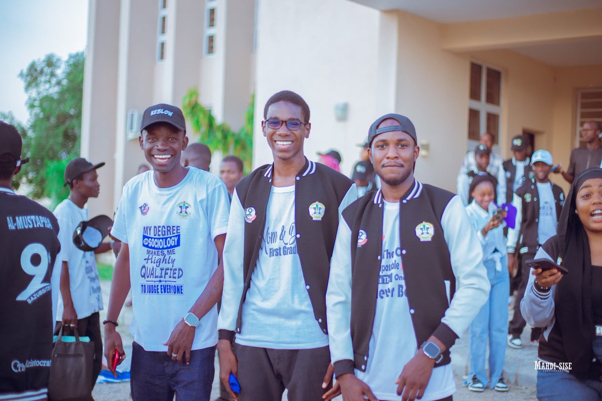 Keblow_'s tweet photo. Alhamdulillah everything that has a begging must have an end bsc. Sociology assure god did.🎊🎉 https://t.co/bIp25D1g6V