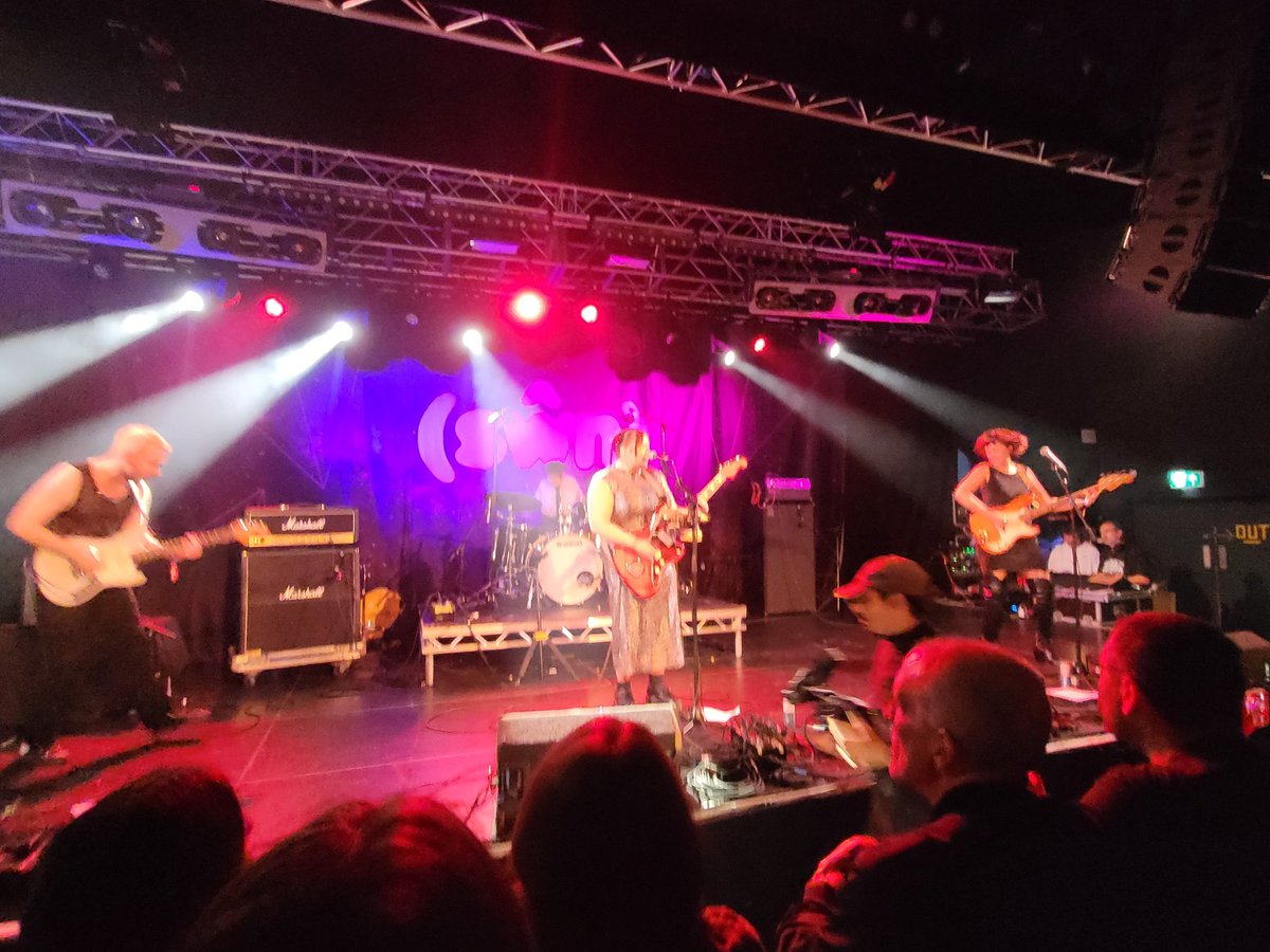 Hey @Dr_Pete_King , it's <a href="/adwaithmusic/">Adwaith</a> innit!