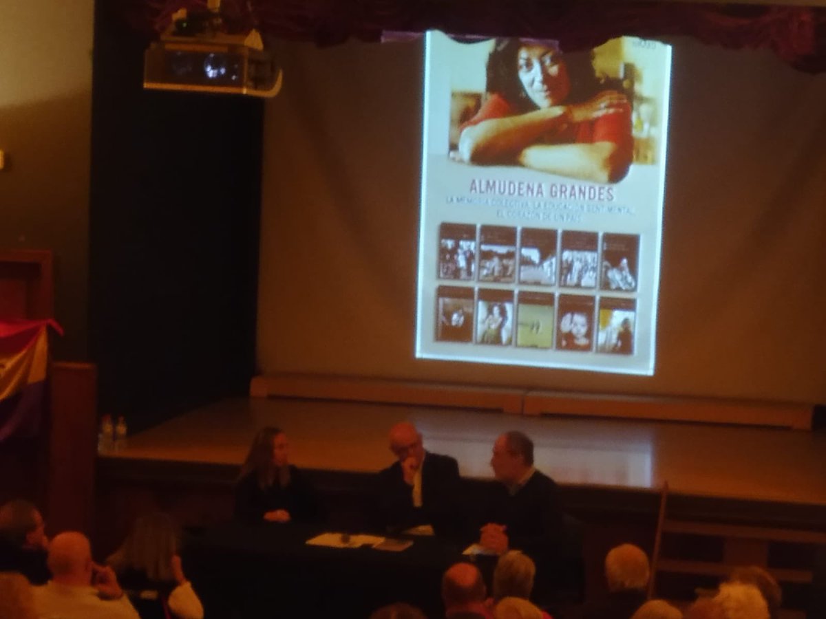 CisquetMaqui's tweet photo. Homenatge a Almudena Grandes al 80 aniversari de l'Operació Reconquista d'Espanya a #Vielha @catmemoria https://t.co/VxrqVGvLrA