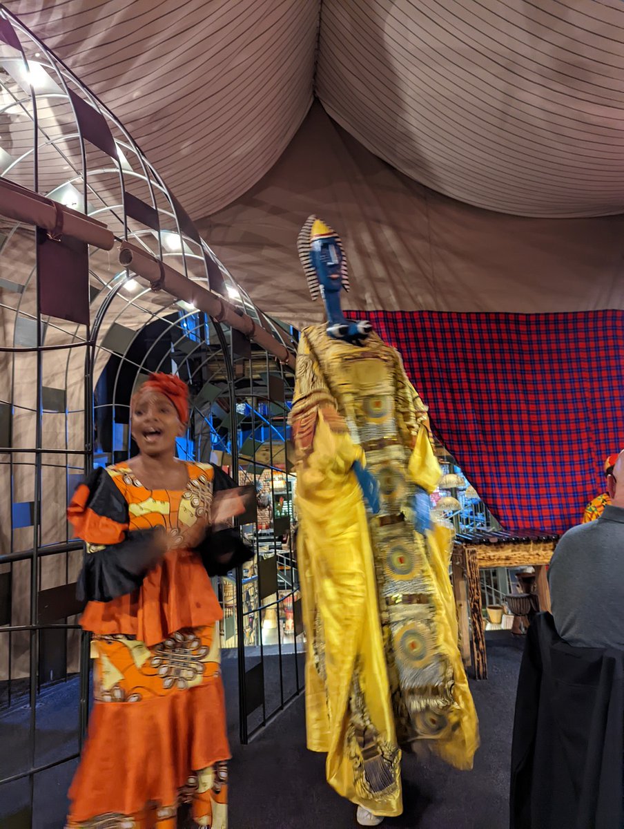 2TallTom's tweet photo. Experiences are important memories. #CapeTown

Deep storage memories.
Place and experiences.
Can't take that away.

#kbco  #travel #cruise #rivercruise  #ABD #Disney  #DCL #DisneyCruiseLine #Azamara #AmaWaterways #VirginVoyages
https://t.co/uw4gQasrM3 https://t.co/MvzZBRwF0b