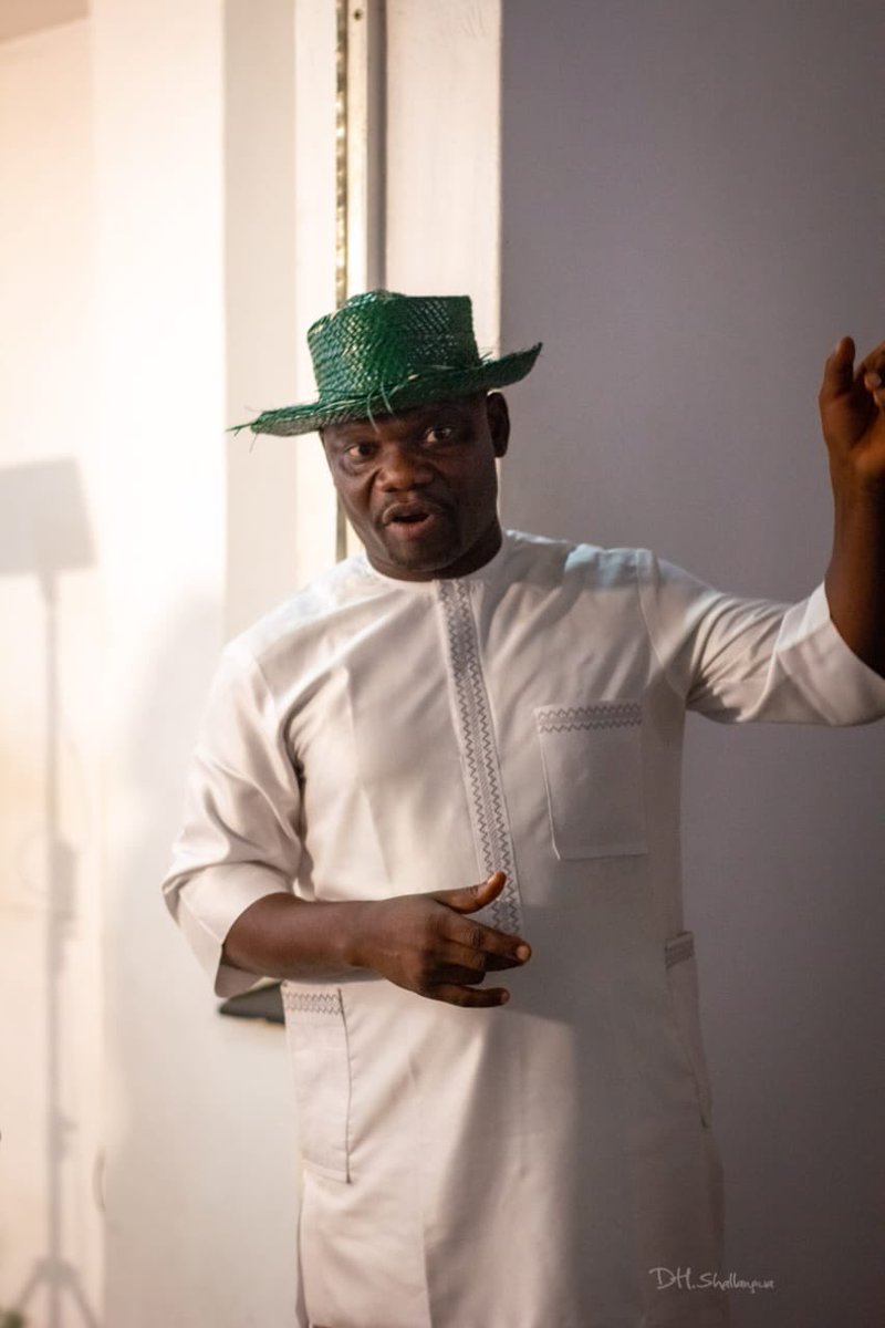 Petinaeventgala's tweet photo. DAY 1: Barr. Ezra Jinang, Senior Special Assistant to the Plateau State Government on Creativity and Entertainment visited the venue of the ongoing 72 hours Bake-A-Thon in Jos.
.
.
.
📸 @capzvisuals 

#Petina #GWR #BakeAThon #GuinessWorldRecord #Jos #PlateauState #SweetSuccess https://t.co/SL8tuuI95A