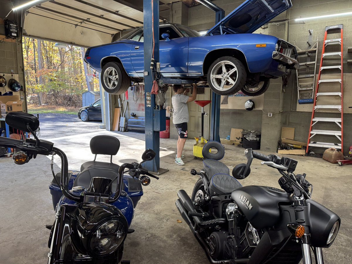 Vin Weasel tweet media