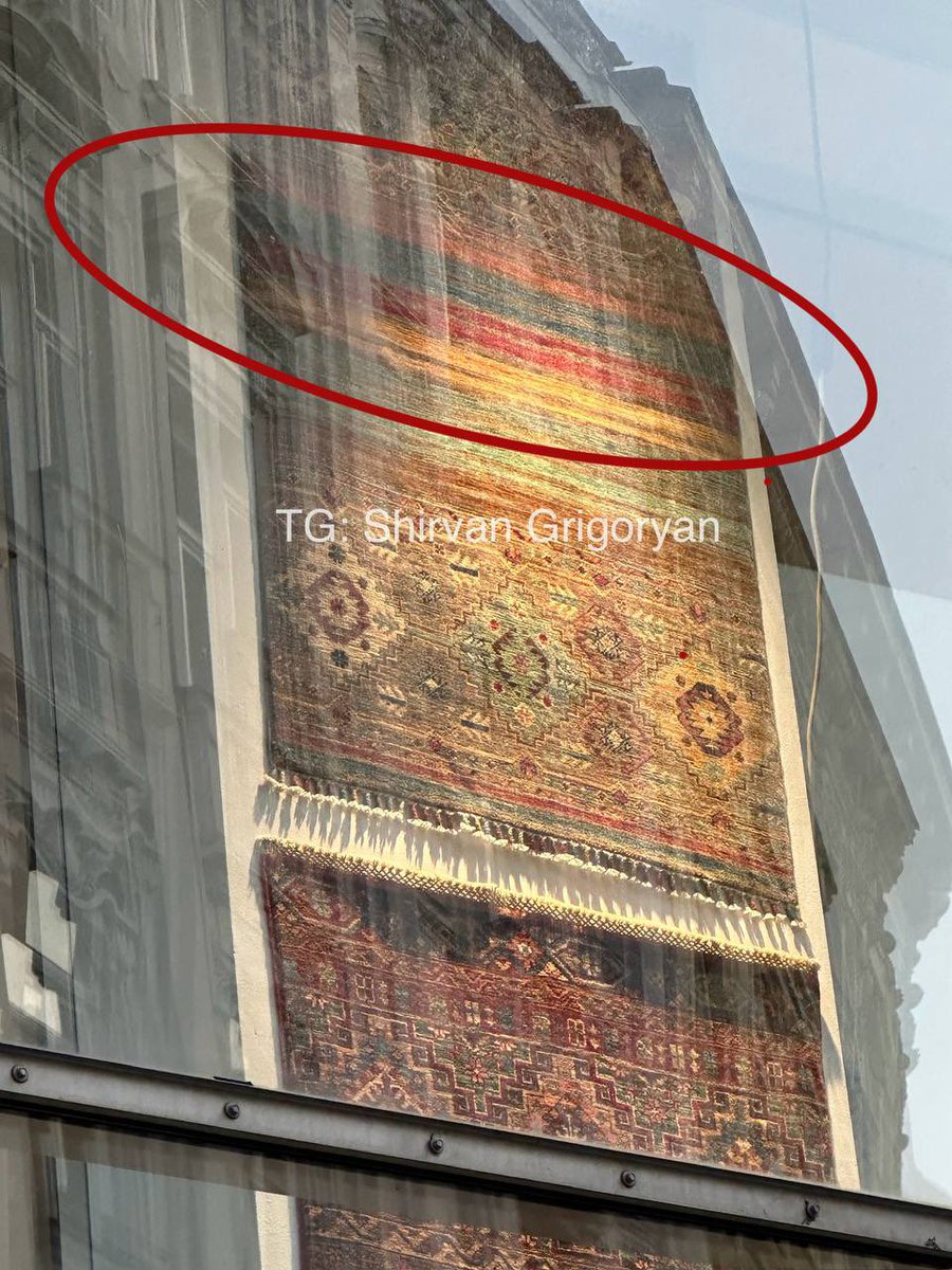 sh_grgr's tweet photo. In the #CzechRepublic (city of Brno), #Turks are selling “Armenian carpets of Azerbaijani production” for €140. This ridiculous price directly indicates the “pricing” — these are stolen carpets that were bought by the Turks for next to nothing and are now being resold in #Europe. Such prices for handmade work are theoretically impossible, but it’s really handmade, I checked it. The prices for used Armenian carpets in the same Czech Republic start at €600. And it’s even more absurd to hear that Azerbaijanis are weaving Armenian carpets with the #Armenian tricolor… in #Azerbaijan.