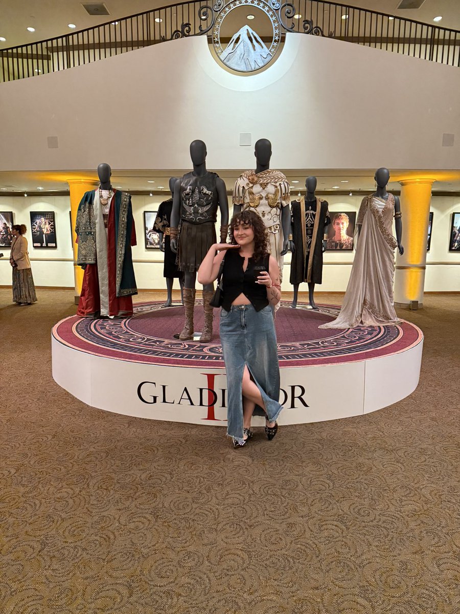 Caity_belles's tweet photo. How often do I think about the Roman Empire? A lot more now

 #GladiatorII is bloody, suspenseful, and sprinkled with moments of humor &amp; heart that keep you glued to the screen. Mescal, Washington, Pascal, and Quinn are EPIC. And yes, the Roman Empire is undeniably gay! https://t.co/ZSyOWiZO7s