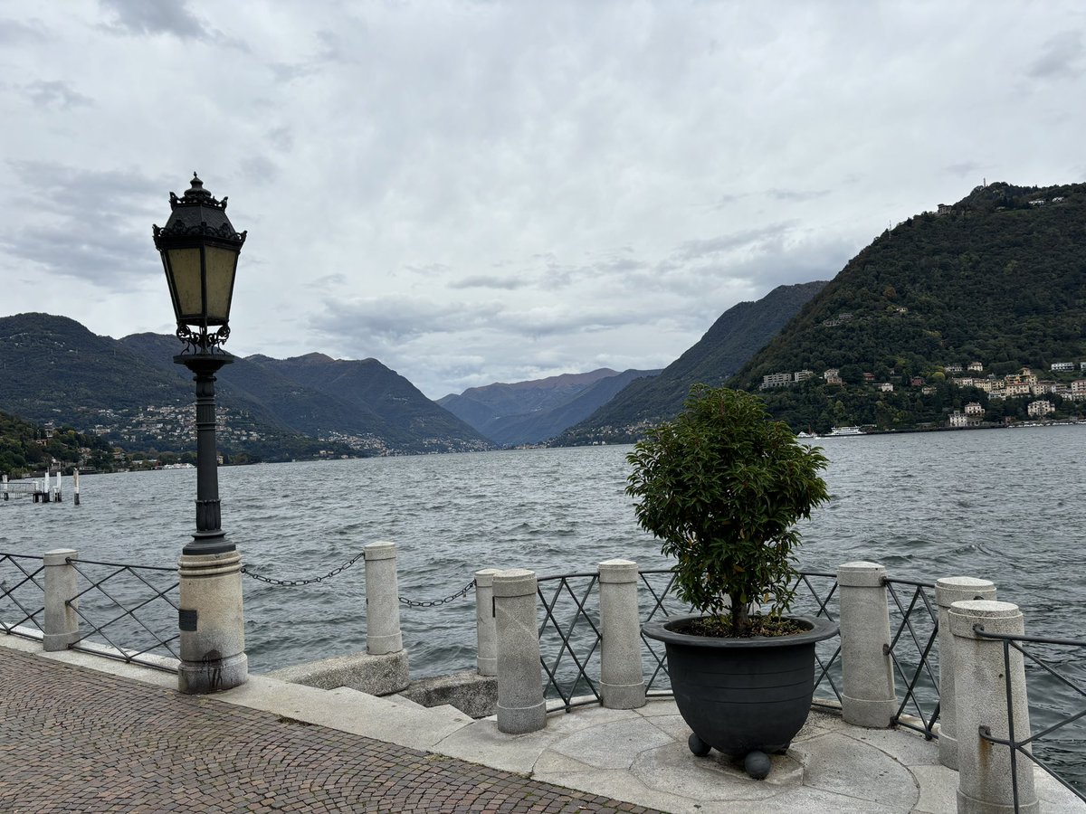 BDFransR's tweet photo. Cult in Como 👌 https://t.co/RN2yf1dX5f