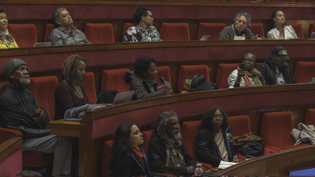 Le 4 octobre, nous avons inauguré le Sommet des luttes sociales et environnementales des outre-mer #Lakou2024 qui a rassemblé 25 pers issues de 13 organisations venues de #Martinique #Guadeloupe #Guyane #Polynesie #NouvelleCalédonie #Réunion #Mayotte

lakou.fr 💯