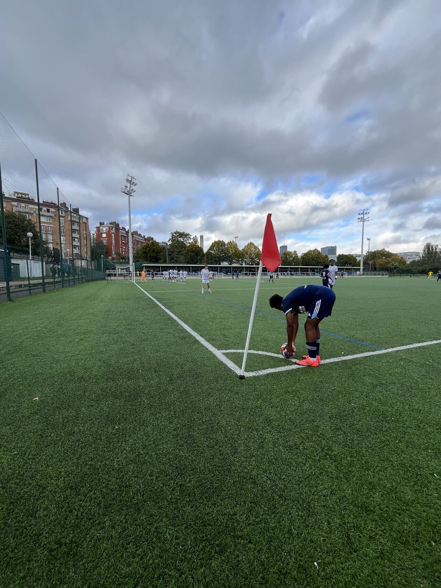 Jimmy_dct's tweet photo. Retour aux sources... Gameday ⚽️ U17 Paris FC vs U17 Caen #scouting #football #17nationaux #footballagent https://t.co/x9YoPyXep6