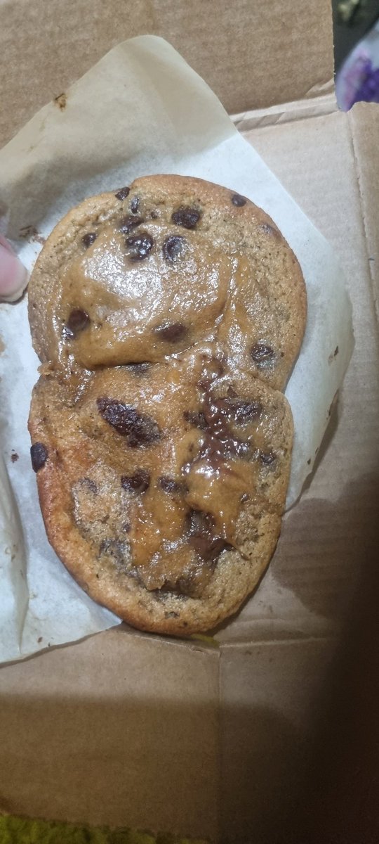BeckyC84x's tweet photo. @Dominos_UK When your child requests Dominos cookies for his birthday and you get sent undercooked mush. https://t.co/ovcgw3tTLa