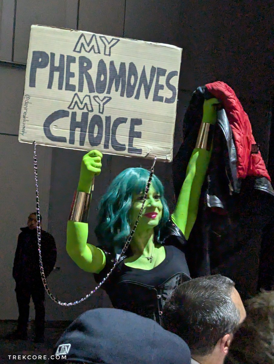 It's #StarTrek day at #NYCC