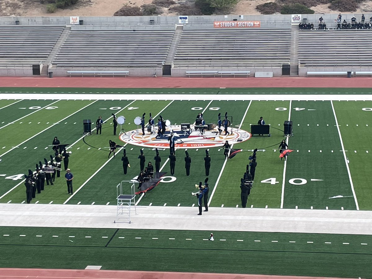 lion_yearbook's tweet photo. Love these kids so much! Y’all did FANTASTIC! What a performance! 🦁💪🏼💙🩵🤍🖤🩷💜🩶🧡❤️🙌🏼🥳🤩😎🤓🫶🤘🏼✌🏼#smalltownvibes #marchingband #UILmarchingcompetition #ClintHS #ClintTX #lionpride #music #flags #drummajor #drums #woodwinds #brass #wintheday https://t.co/g7AfKiYtvb