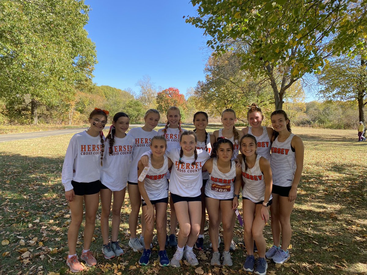 MSL Conference today at Busse Woods! What a perfect day for a great team day. F/S comes in 1st, and Varsity and JV both come in 3rd. Many all conference and PRs across the board. 🤩⚡️🤗

Full results: live.palatinepack.com/meets/41263
