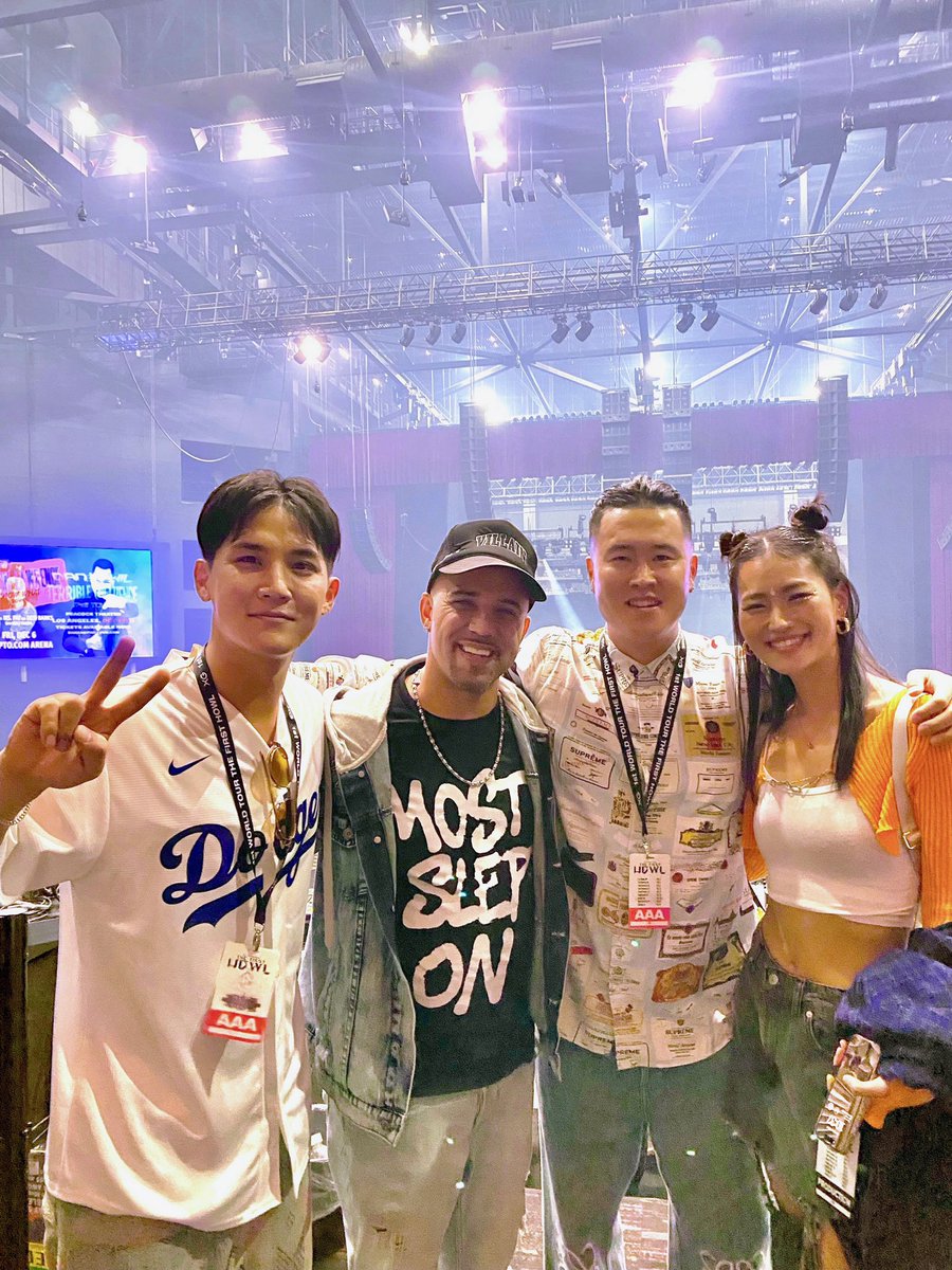 devineevans's tweet image. Family ties