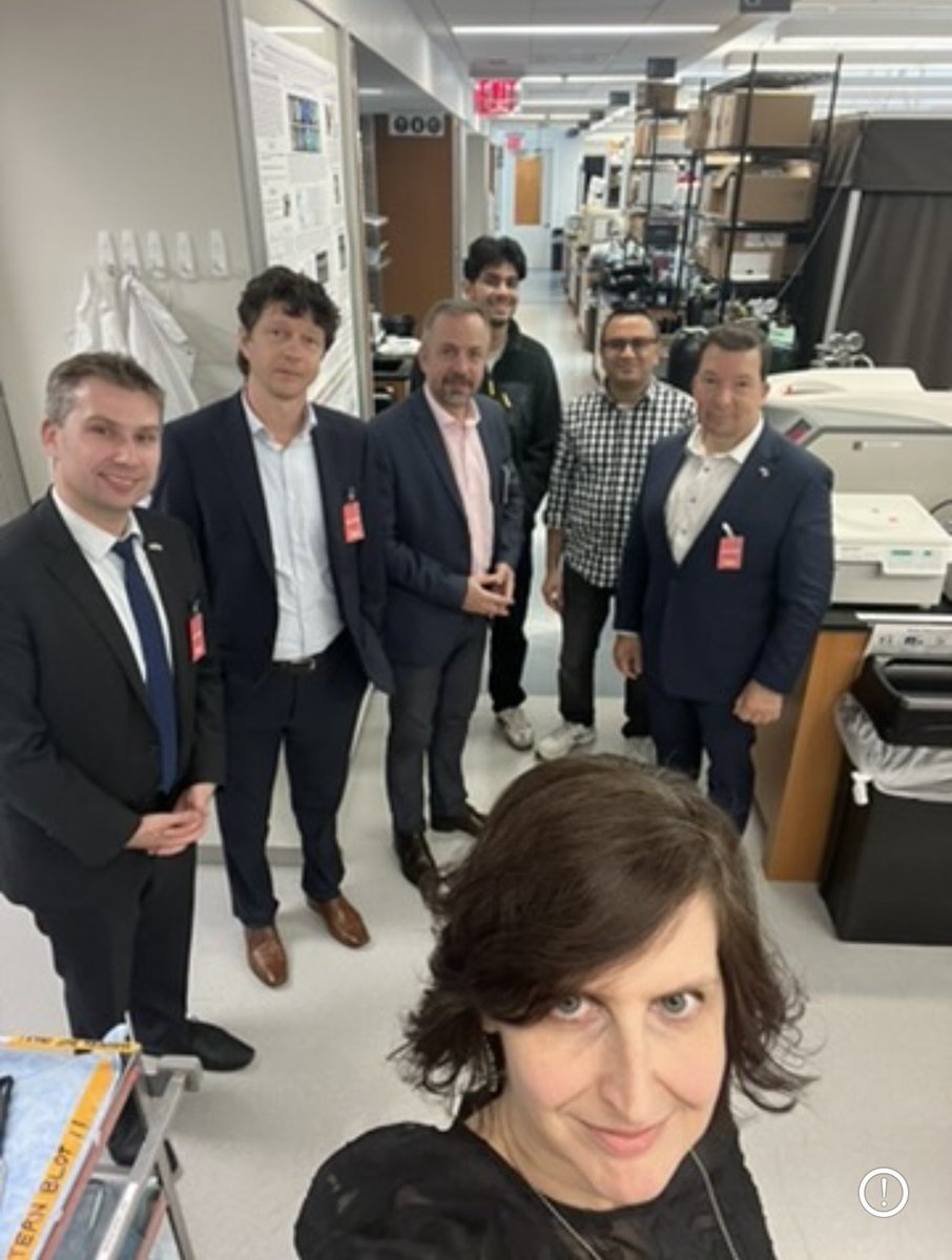 ScholtzovaLab's tweet photo. It was a great honor to host Marek Zenisek (Minister for Science, Research, and Innovation of the Czech Republic), along with Miloslav Stasek (Ambassador of the Czech Republic to the U.S.), Arnost Keres (Consul General of the Czech Republic), Michal Kaplan (Deputy Consul General), and Jan Chmelik (Attaché for Science, Technology & Innovation, Economic Section, Czech Embassy) in my research lab at NYU GSoM. We truly valued the opportunity to showcase our work and engage in meaningful dialogue. We are excited about the potential for collaboration between our Lab/Institution and the Czech Republic, and I look forward to continuing the inspiring discussions we began during the visit.