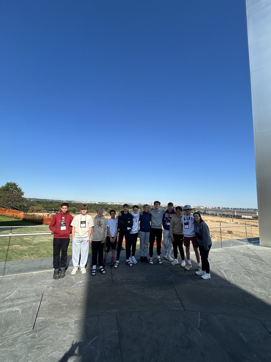 CMSE8DC's tweet photo. “Integrity First, Service Before Self, and Excellence in All We Do.” Checking out the Air Force Memorial https://t.co/fudiW6NPdh