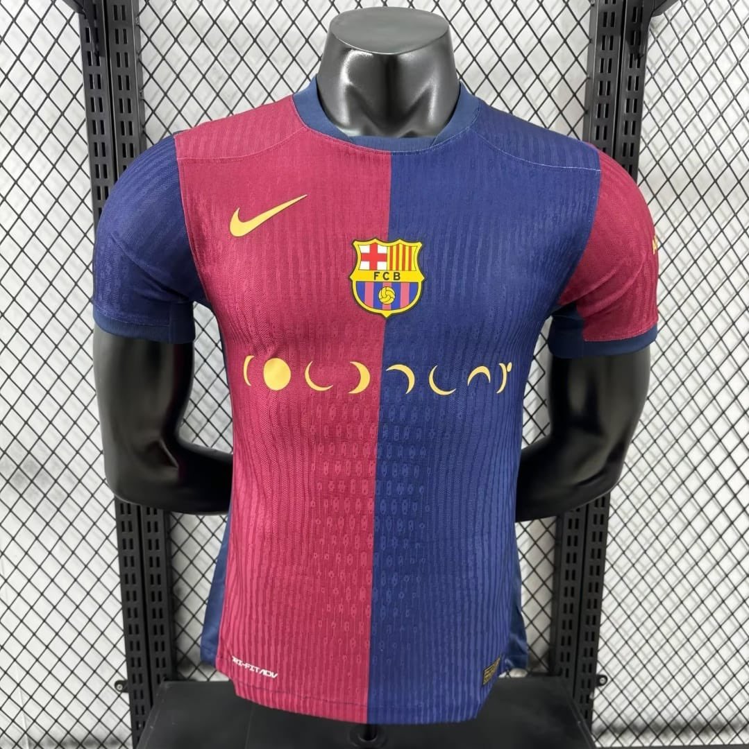 ⚠️💥 SORTEO de una camiseta a elegir del Barça femenino por la colaboración de Coldplay: 

Requisitos para participar:

📍 Seguir a <a href="/TWairshop/">TWairShop</a> y <a href="/julia23cule/">♦️² JÚLIA❤️⚽️</a>

📍 Dar RT + ❤️ ( mencionar amigos)

⚽️ El ganador será anunciado el 23/10

🍀 ¡MUCHA SUERTE!