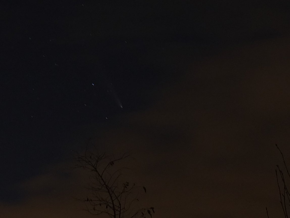 Il allait vraiment l'avoir au bon moment, car les nuages sont arrivés vite !
<a href="/MLBeziers/">Midi Libre Béziers</a> #CometATLAS #Comete