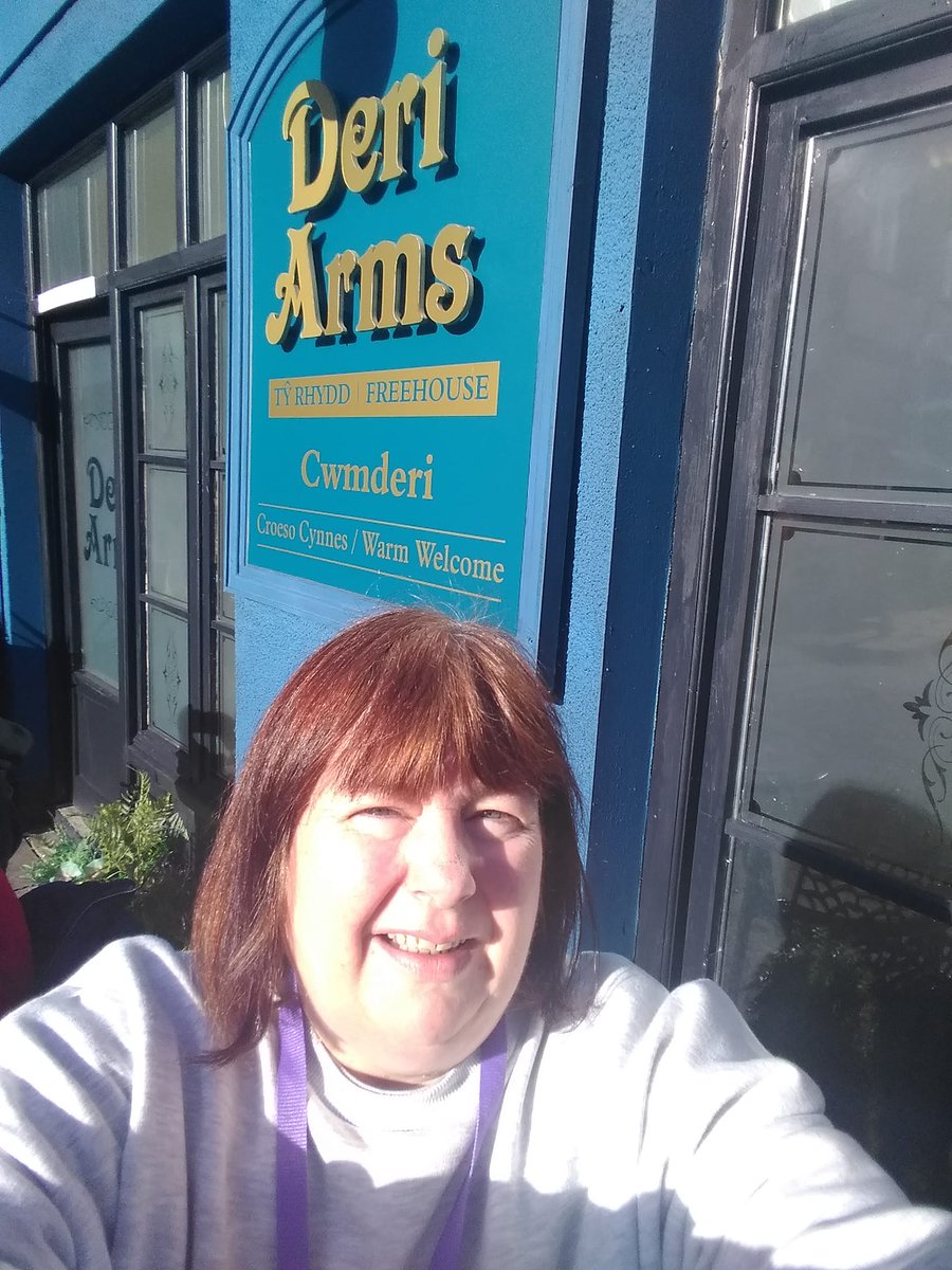 clairdan3's tweet photo. Fab @pobolycwm tour today. @DyfanRees was the perfect host and a joy, just as much of a sweetheart as the character he plays. 🥰#pobolycwmtour #roathlockstudios #iolo https://t.co/ATOjSAdga5
