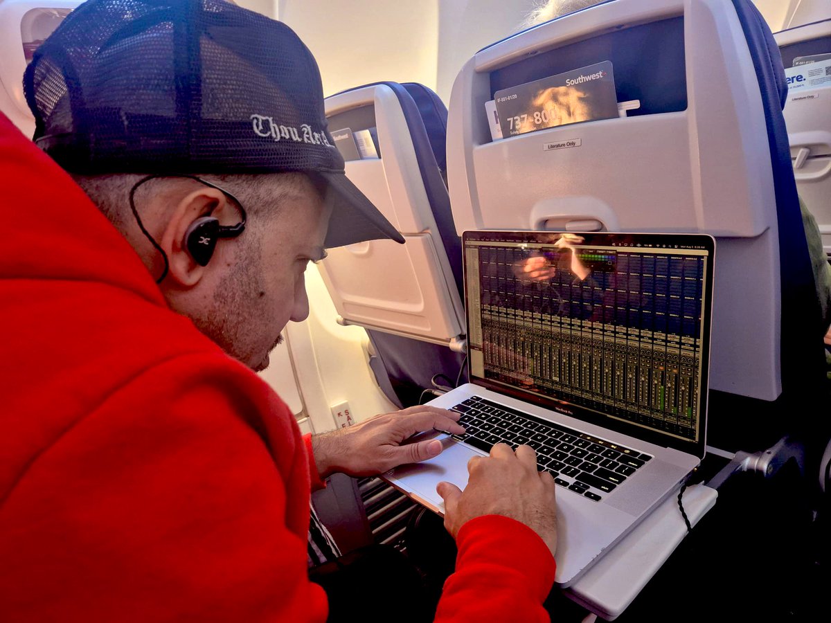 devineevans's tweet image. Family