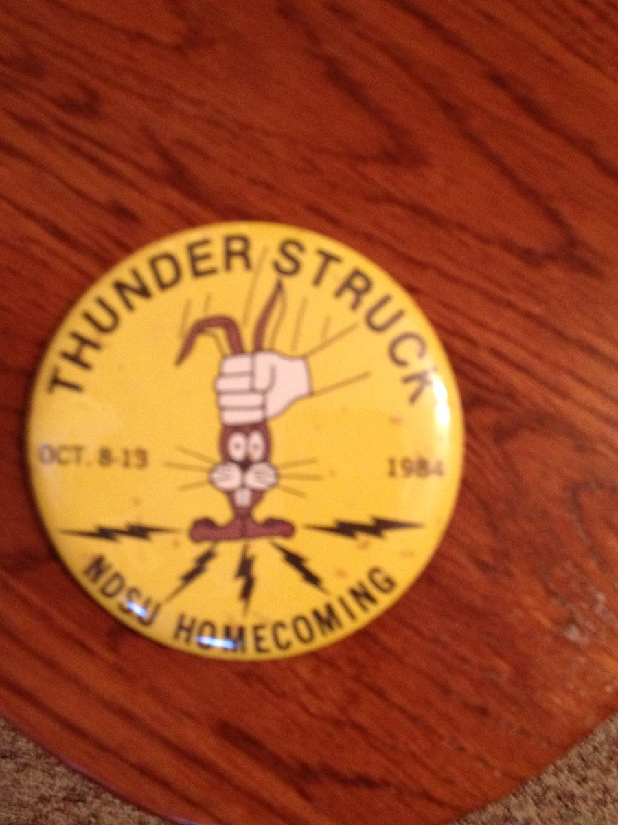 obsguy's tweet image. Who cares if this was from 1984. It’s the bunnies!