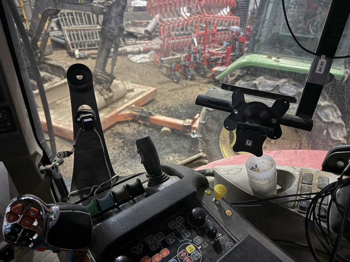 🇫🇷Menon Baptiste 🇫🇷👩‍👧‍👧👨‍👧‍👧 tweet media