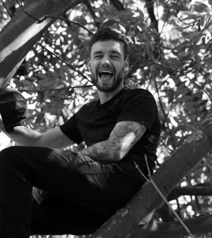 iEpiphany13's tweet photo. Liam Payne photo ❤️ https://t.co/S2NQt1Dl5P