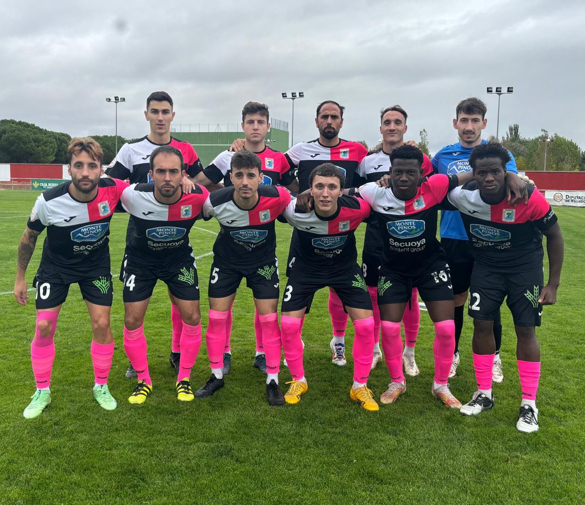 SDAlmazanoficia's tweet photo. ⚽️FINAL DEL PARTIDO⚽️

Empate a 0 en uno de los campos más complicados de la categoría, buen partido del equipo y buen punto.
Este miércoles hay jornada liguera aunque nos toca descansar.
Nos vemos el domingo a las 16:30 contra el @CRCF_oficial en la arboleda

💙🤍Vamos SD💙🤍 https://t.co/Ke6YLP1coG