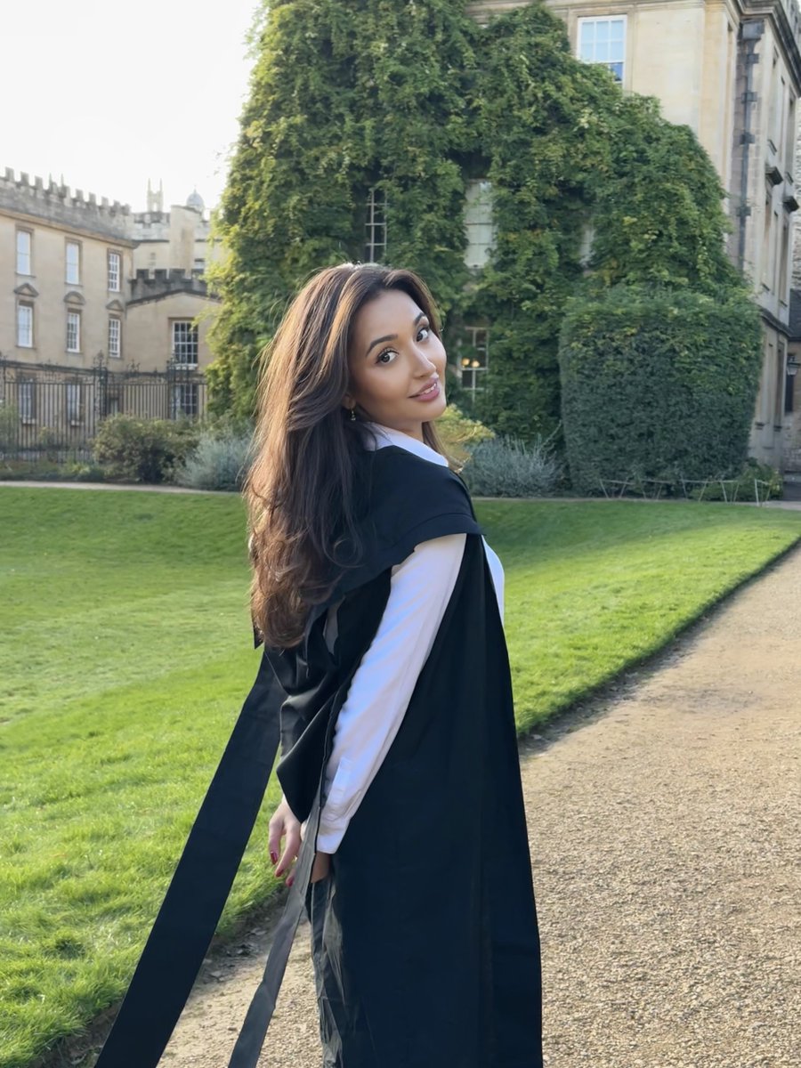 Matriculated at Oxford University today.

I remembered our first nights as refugees in Canada, waiting in line for beds at a shelter. My mom gripped my hand.

“This is only a nightmare. When you start school, you'll dream happy things.”

Thank you for letting me dream big, mom.