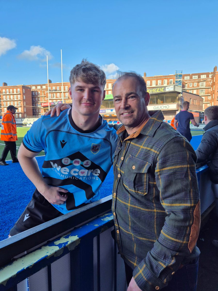 Matthew Cook tweet media