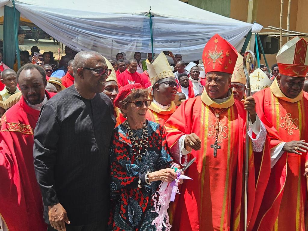 PeterObi's tweet photo. Yesterday, I was in Awkunanaw, Enugu State, for the Official Opening of Araceli Aid Foundation Academy, a school whose mission is to give the less privileged children in our society access to quality education. 

The Araceli Aid Foundation Academy is an offspring of the Araceli Aid Foundation, a not-for-profit organization sponsored by an American philanthropist, Anne Rossmeier, to support schools and improve the living conditions of indigent and destitute individuals in our society.

Following my firm belief that quality education is not only the right of every child but is also their currency for future opportunities, I was glad to honor their invitation. 

I was even more gladdened to see such private individuals making visible investments in education for the progress of society. 

I also promised to partner with the organization on this noble mission by helping to sponsor some indigent students in the school.

I thank the family of Anne Rossmeier for this great contribution to our society. 

I learned that about 50% of the children in the school enjoy full and partial scholarships. This is a commendable step in our struggle to give our children across the nation access to a better life through education.

From Awkunanaw I visited Queen School Enugu to join in their 70th Anniversary Celebration. 

The school, for the past 7 decades, has remained committed to educating the girl child and making them great and responsible members of society. 

I rejoice with them on achieving this momentous landmark.

While walking around the school premises, and from the information I gathered from the Senior Prefect, the school needs a lot of support, especially in the area of infrastructure and other amenities. I, therefore, call on the Old Girls Association of Queen's School, on the occasion of this 70th anniversary, to do more in supporting their alma mater with its many needs.

I also expressed my readiness to partner with the Old Girls of the school in rebuilding some of the dilapidated structures. 

We can adopt a 5-year project plan which, if well followed, by the time we come back in 5 years for the 75th anniversary, we will also celebrate the remarkable infrastructural growth in the school.

These seeds of educational investments we have continued to sow across the country will continue to germinate into greater development and productivity for the nation. 

A New Nigeria remains POssible! -PO