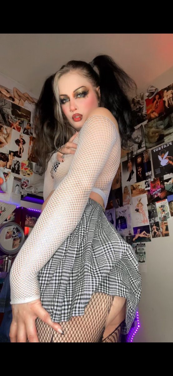 VirtualSalonMa1's tweet photo. Our βgood morning girlβ on our channel, your @Mercythedemon π₯ model number #vsgm154378965
#artist #model #portrait #dancerlifestyle #modeling #implied #dancer #artmodel
#figuremodel #musemodel #muse #lingeriemodel https://t.co/44sLDUzXue