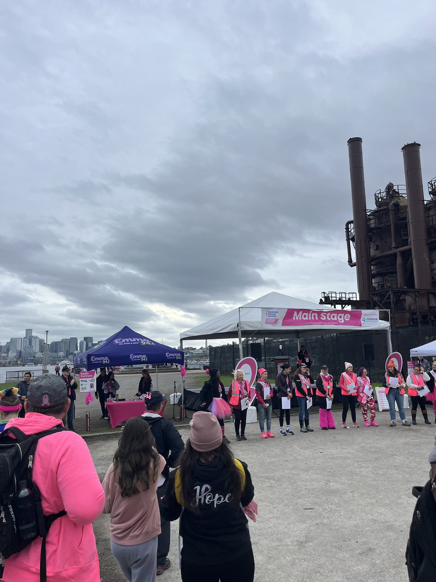 Chaosdyna's tweet photo. #makingstridesSeattle @ACS_WA https://t.co/AOCowTsC0e