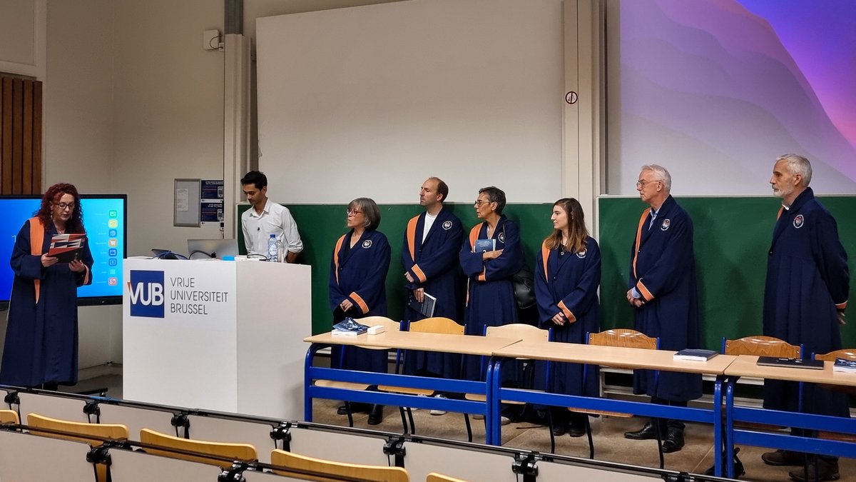 beatsigner's tweet image. This Friday, Kushal successfully defended his PhD thesis in public. Congratulations, Dr. Kushal Soni!
@VUB_WISE @DINFVUB @VUBrussel