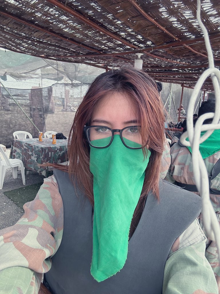 valerihe 🦃 tweet media