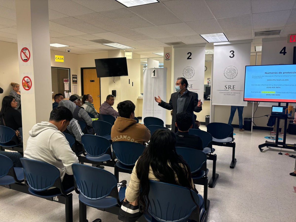 Continúa en @Consulmexpot la #JornadaSabatina liderada por la Cónsul <a href="/MarianaToSojo/">Mariana Torres Sojo 💜💚</a>, en la que ofrecemos servicios de documentación y nuestro colega <a href="/Celso_RRB/">Celso</a> imparte también pláticas de #ProtecciónConsular a nuestra comunidad #AcércateATuConsulado