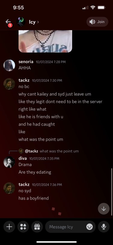 TackzDevEnder's tweet photo. He's also d0xxing his ex-friends who dropped him which is weird af, leaking their faces online to "play dirty".. He is very clearly insane and weird. https://t.co/ALLPt0GEI8