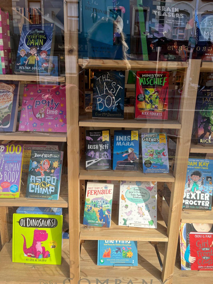 Eve McDonnell 💫 See you on Instagram 😀 (@eve_mc_donnell) on Twitter photo So my sis was window-checking her hair 😍 Thank you, <a href="/CompanyofBooks/">TheCompanyofBooks</a>! It was such a thrill to see #TheLastBoy there! 🥰🥰🥰 So my sis was window-checking her hair 😍 Thank you, <a href="/CompanyofBooks/">TheCompanyofBooks</a>! It was such a thrill to see #TheLastBoy there! 🥰🥰🥰