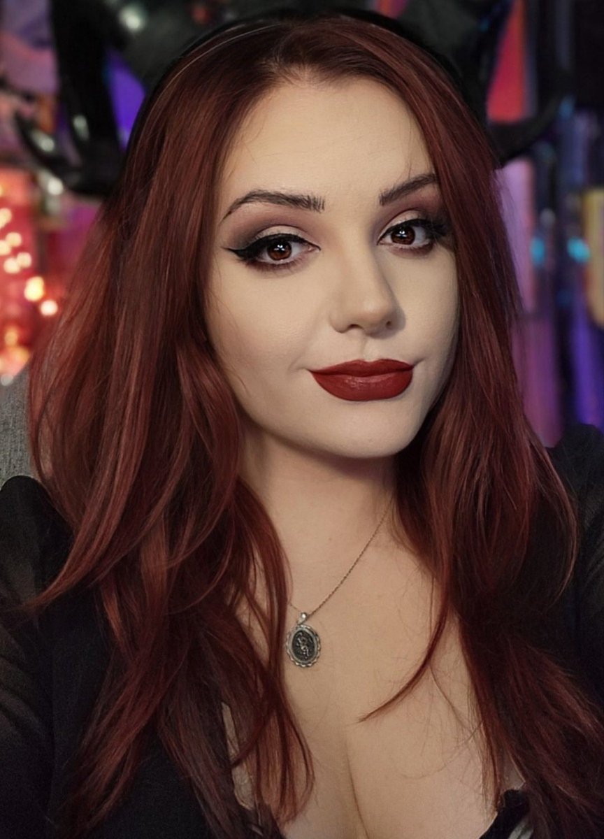 Now a red head 👩🏻‍🦰