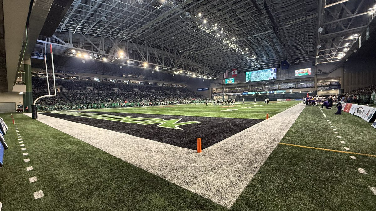 cfbcampustour's tweet image. Alerus Center from all angles 📸

📍 Grand Forks, ND
🏫 @UNDfootball 
🕰️ Opened in 2001
🪑 12,283 seats

#LGH