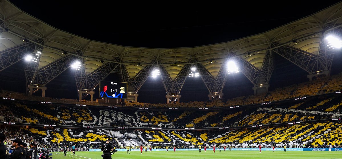 ittihad's tweet photo. ⁠الجـمـايـل باقية طـول الأبـد 
والوفاء لأهل الوفاء طول السنين 💛🙏

#ليلة_الوفاء 
#الاتحاد_القادسية https://t.co/p9CclB7JGE