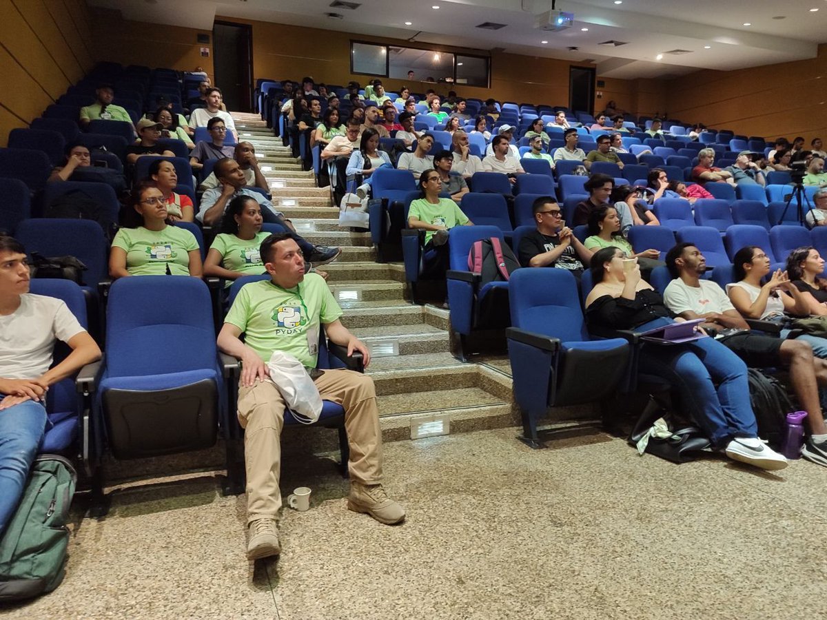 pythoncali's tweet image. TVWS para el desarrollo rural. En vivo y en directo Leonardo Vargas
buff.ly/4dVVj3l
#PyDayCali2024 #python #pythoncali