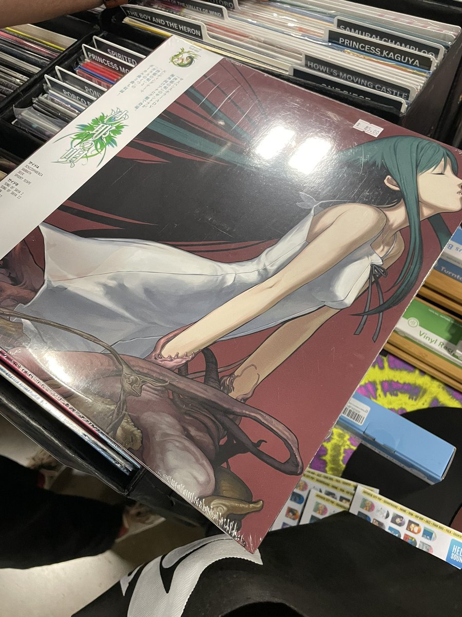 kode_run's tweet image. Song of Saya at the record convention????