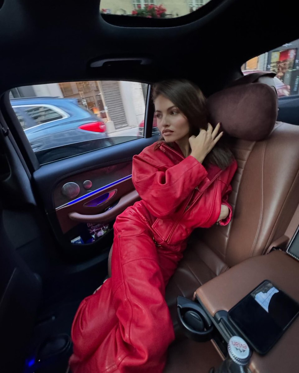 Thylane Lena rose Blondeau tweet media