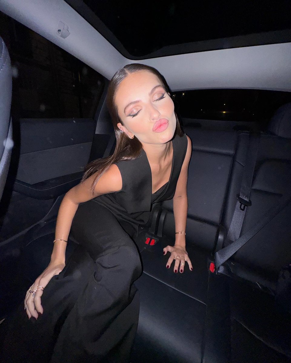 Thylane Lena rose Blondeau tweet media