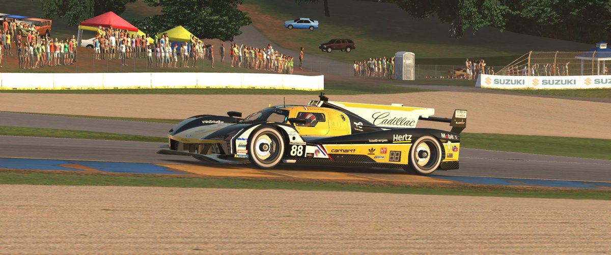 maxime_gd14's tweet photo. 🌇Golden hour avec @quentin_evn au volant

Plus que 3h de course et nous pointons en P1 avec actuellement une quarantaine d'avance sur la P2. Un duel final se profile, nous ne sommes plus que 2 dans le même tour ! Let's gooo chercher cette win !

https://t.co/Oui3cQzrkW https://t.co/vGmJxZOXJP