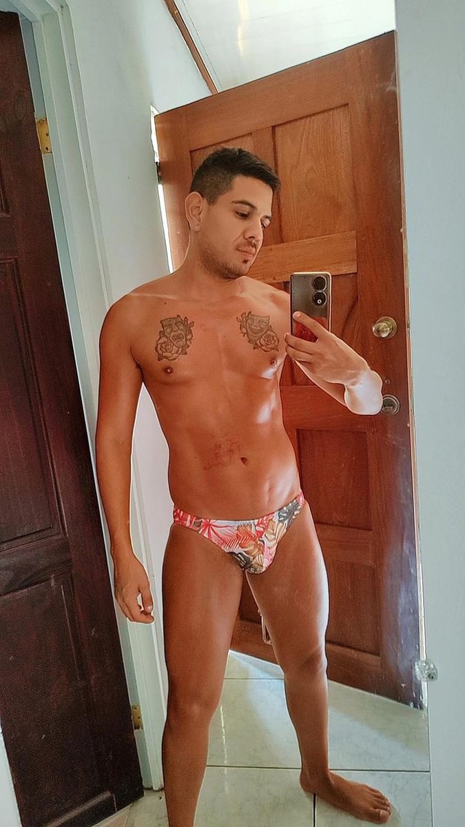 Papis ya siguen a <a href="/Alex2Montenegro/">Alex Montenegro</a> si no lo hacen vayan hacerlo tiene una venta de contenido que está 🥵🔥 para que le compren no se van a arrepentir 🥵🔥