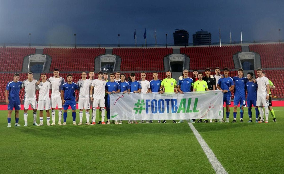 Say: No To Racism !

#FCDT #footbALL