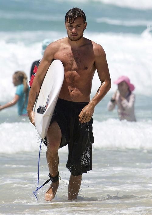 TinyElephantM's tweet photo. Liam’s body 
Cuerpo de Liam
Hotel Fall
Fotos de Liam
Body death
#RIPLiam #RIPLiamPayne
#Liam_Payne #LiamPayne #LiamPayneForever 
Liam corpo https://t.co/Rfinb5F0Ir